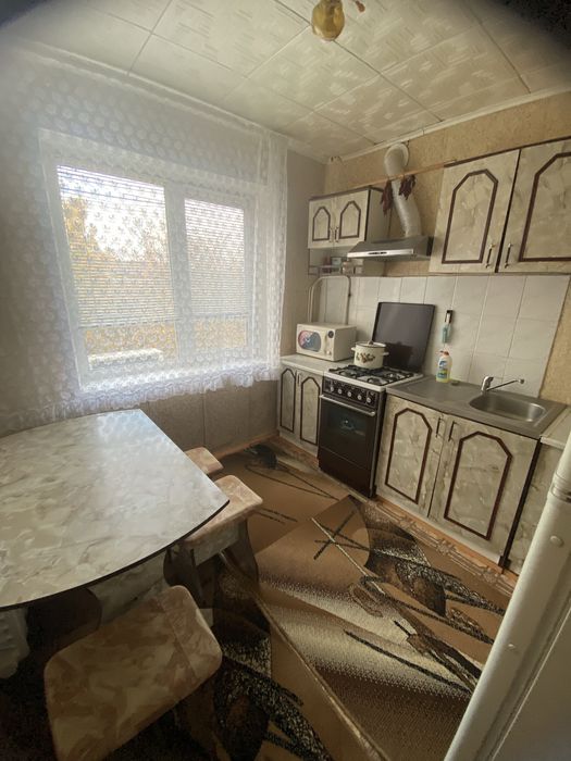 Продаю трехкомнатную чешку на Даманском!