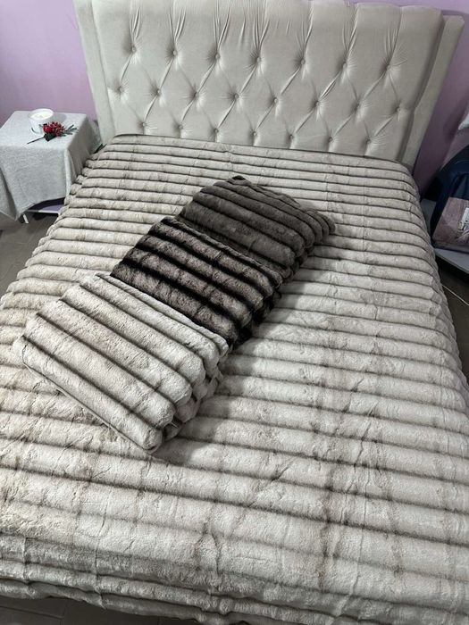 Вишукане якісна приємні мʼякі хутряні покривала "Кролик-Шиншила" L&M