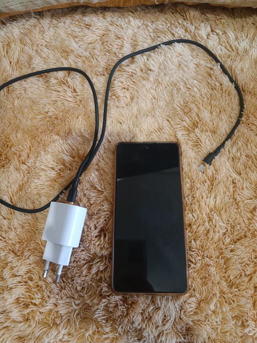 Продам Samsung A71