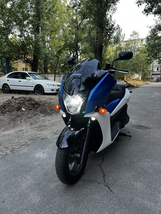 Максі скутер Honda faze 250