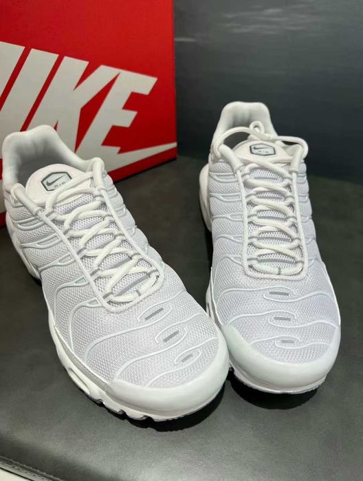 Buty Trampk Nike Air Max TN Plus White R.41