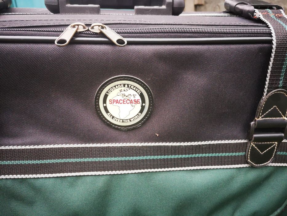 Продам валізу-сумку