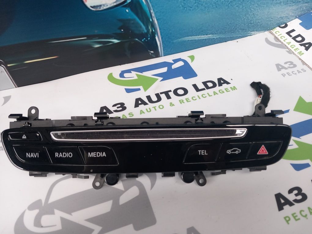 Leitor CD comando rádio GPS 4 piscas Mercedes W205