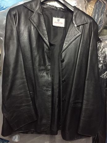 20€ casaco couro preto de mulher