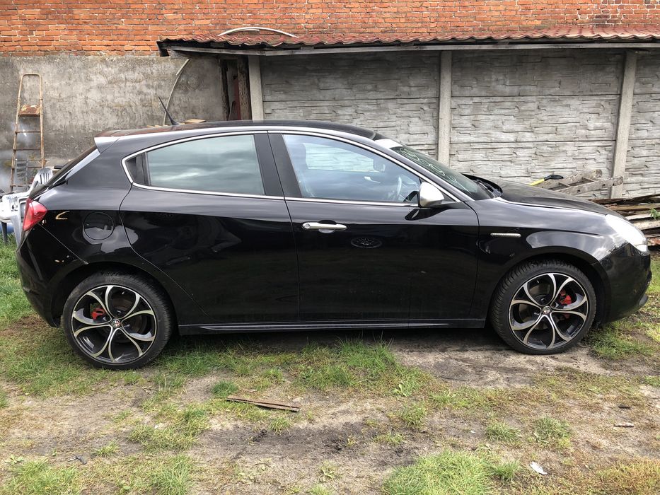 ALFA ROMEO Giulietta 2.0 JTD 170km Maska Drzwi Błotni Zderzak LAK. 805