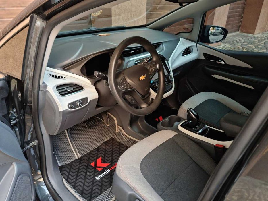 Продам  Chevrolet Bolt EV 2017. Можна в розстрочку, під викуп.