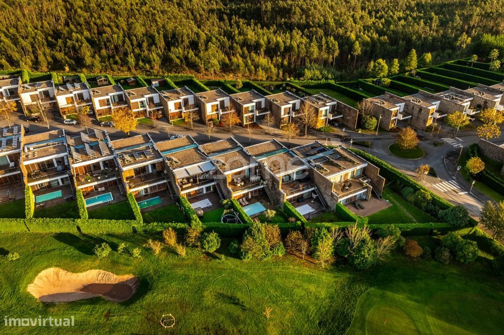 Moradia de Luxo T4 com Piscina no Vale Pisão – Nature Resort