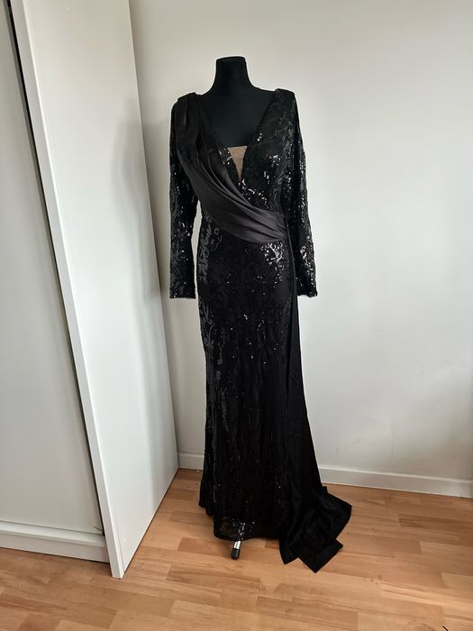 Cekinowa sukienka maxi 48 4 xl 46 3 xl z szarfa czarna długi rękaw