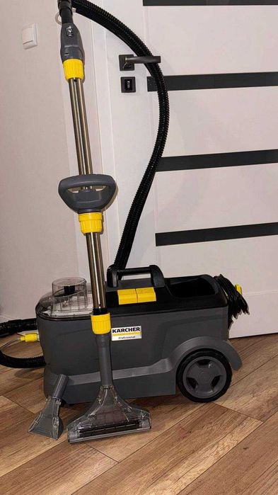 Wynajem odkurzacza piorącego Karcher puzzi 10/1