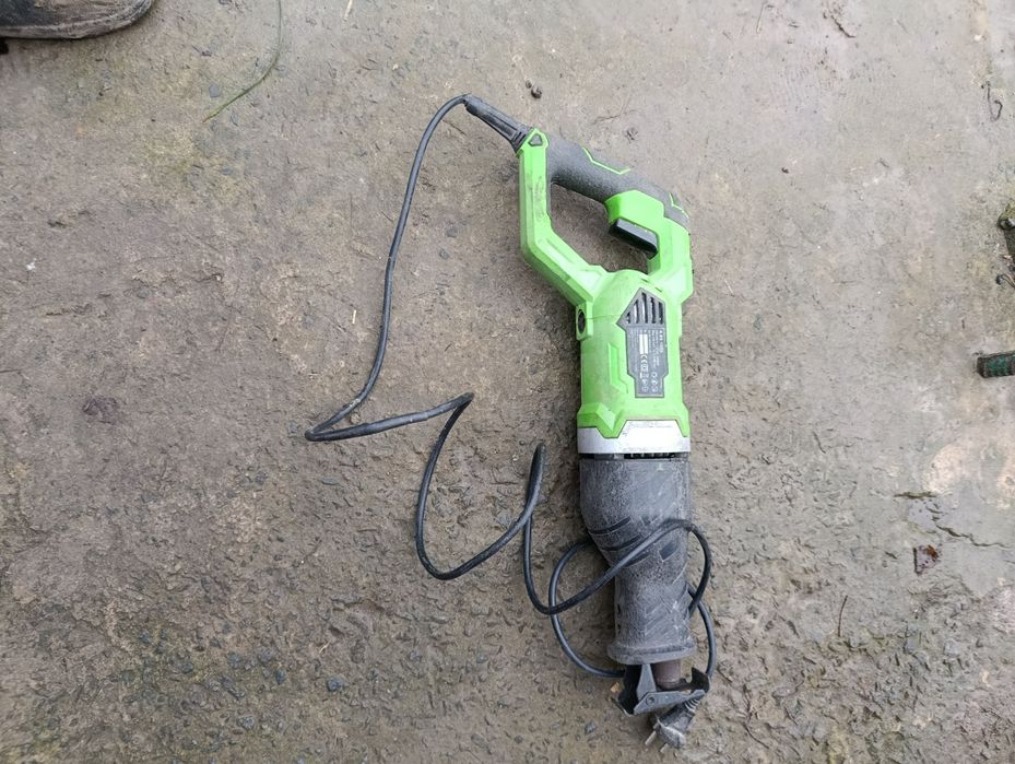 Сабельна пилка виробництва німечина