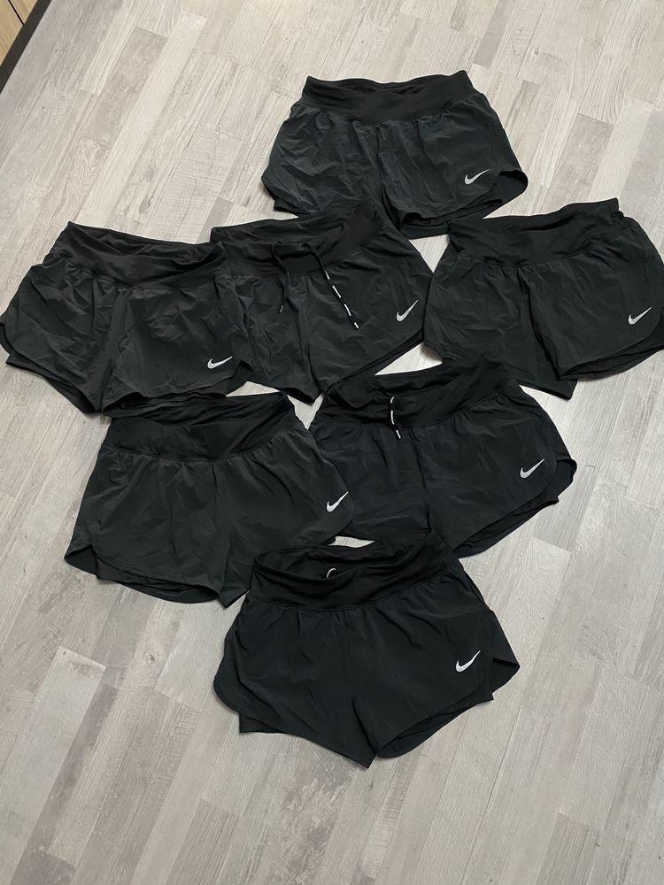 Жіночі шорти з велосипедками Nike нові