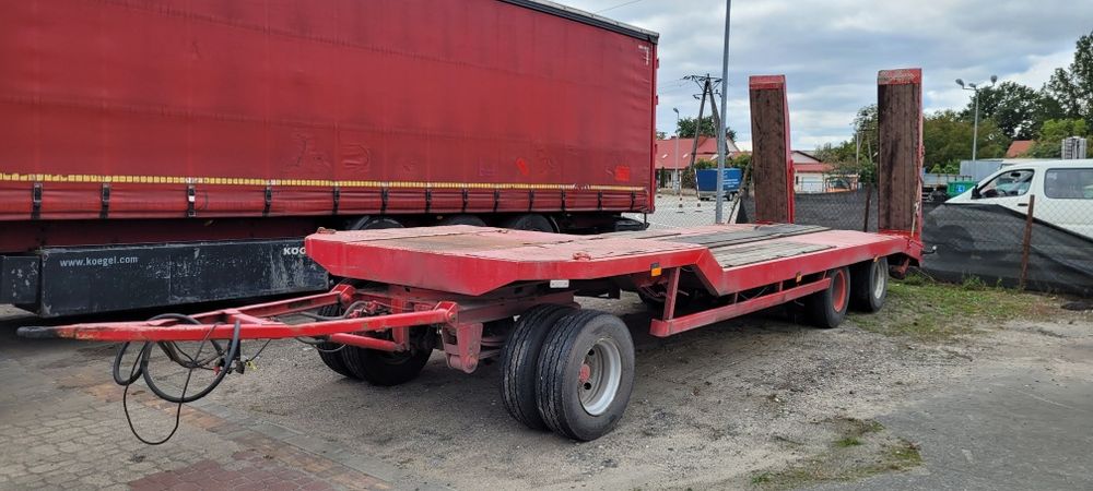 Przyczepa niskopodwozie