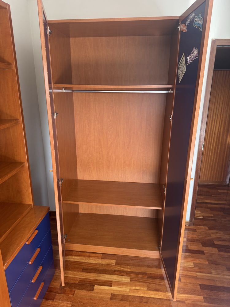 Quarto solteiro completo