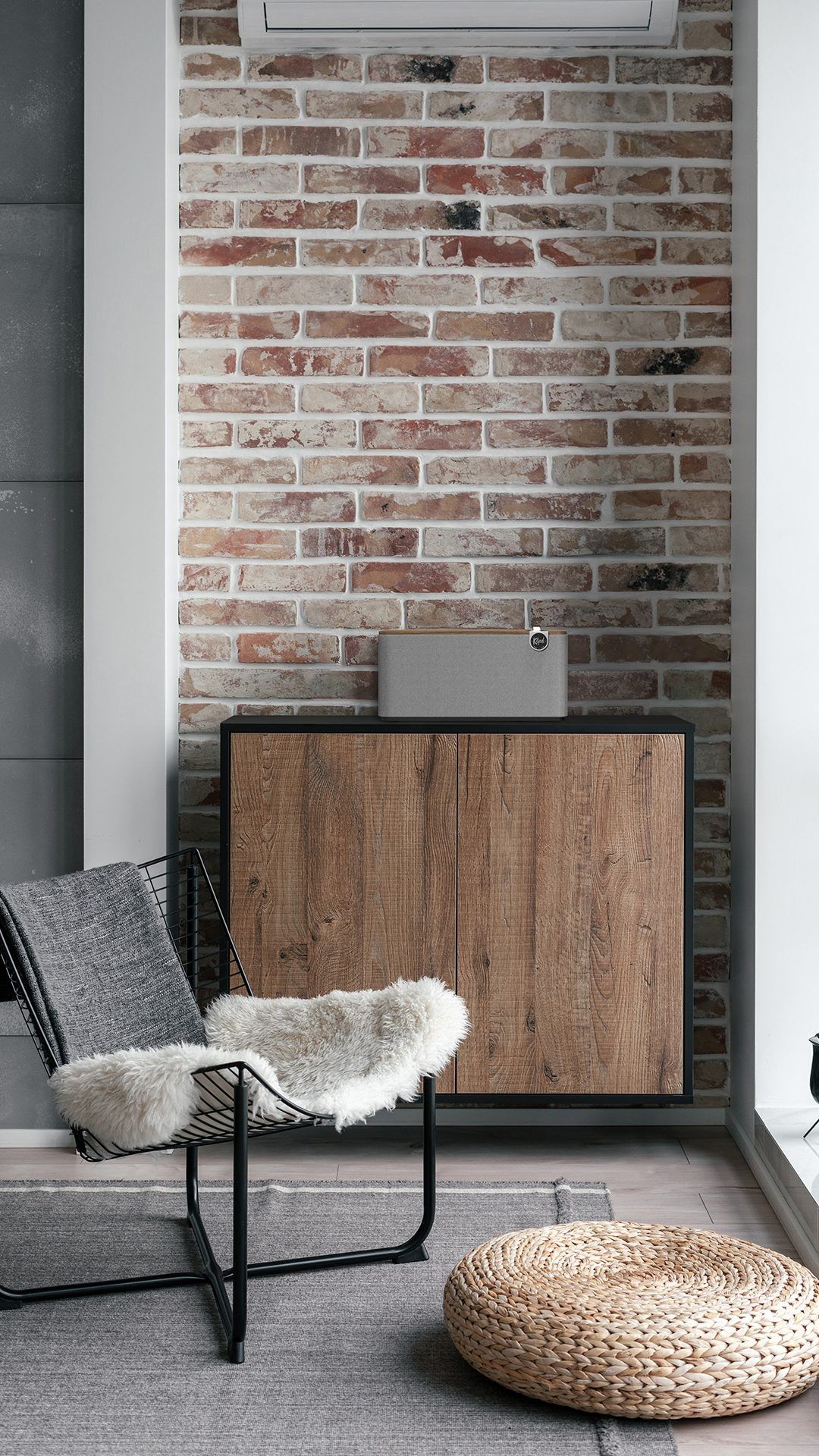 акустична система Klipsch THE ONE Plus Walnut запаковані