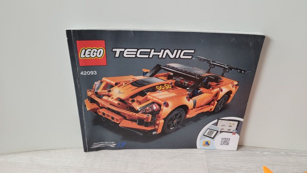 Klocki lego Technic 42093 Chewrolet Corvette  Corvett