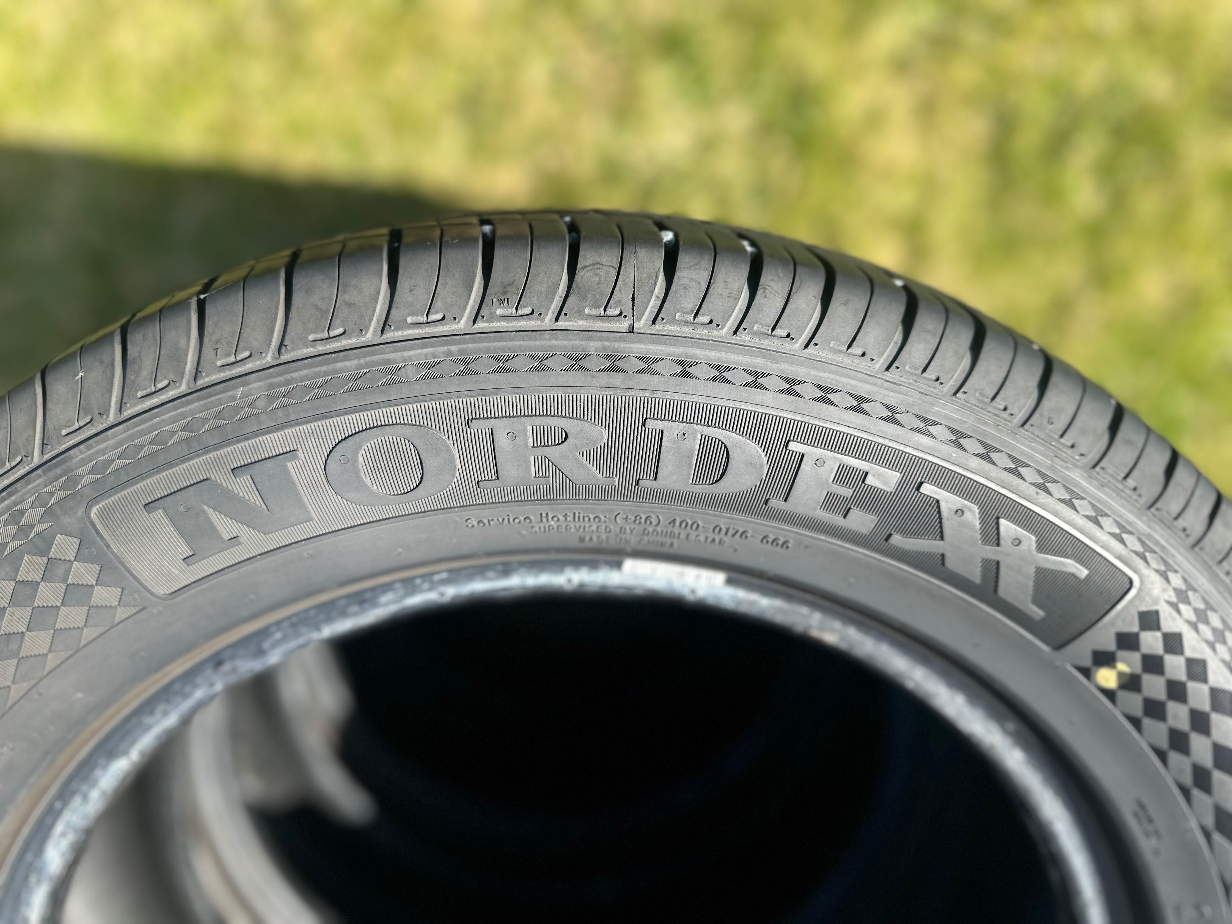 Літня резина 225 60 R17 22рік