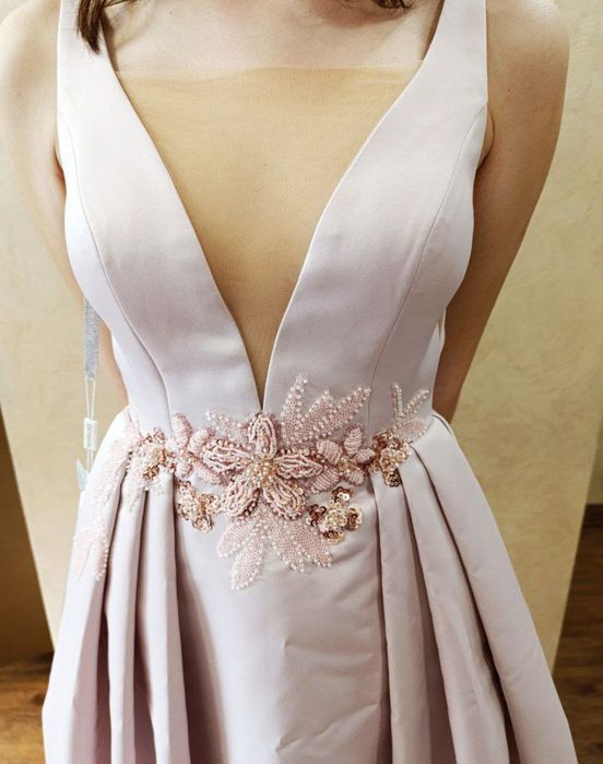 Випускна сукня ( нова)