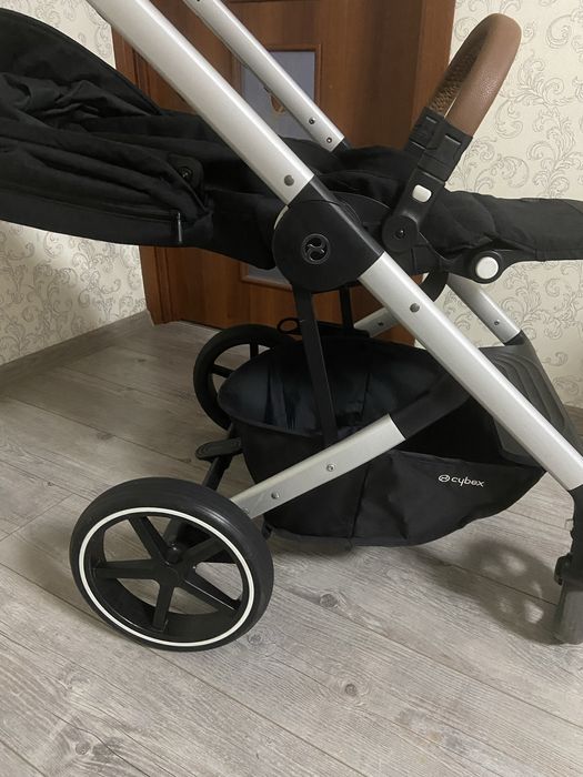Прогулянкова коляска Cybex Balios S Lux 2022