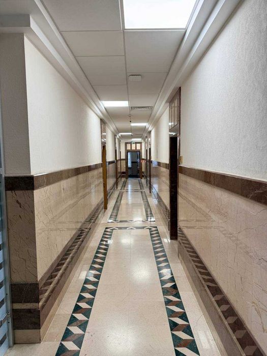 Продаж офісної будівлі (972,3 кв.м.) на Подолі, без комісії