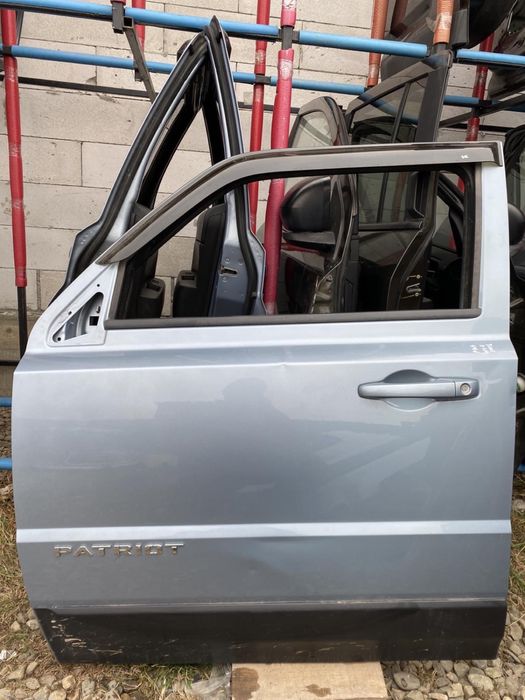 Двері (двери, дверь) Jeep Patriot compass Renegade Cherokee PBA PW7