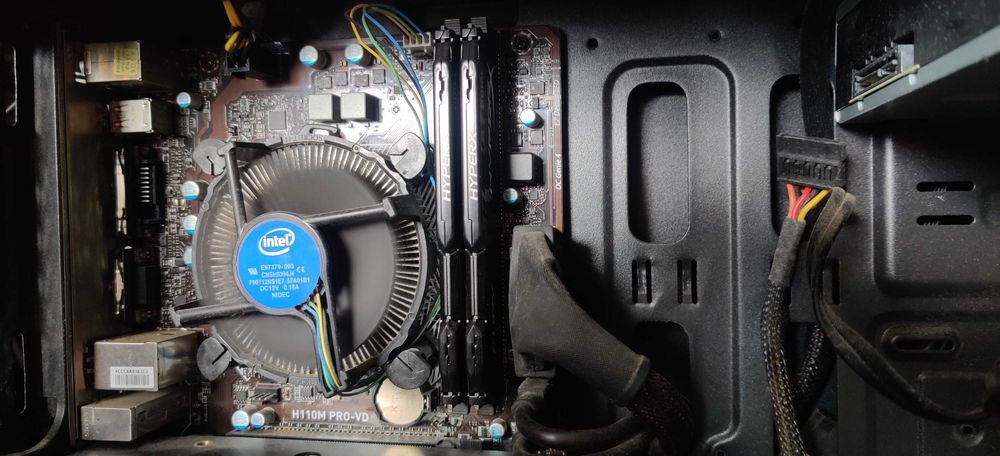 Майже готовий ПК: Процесор + відеокарта + БП + материнська плата + ОЗУ