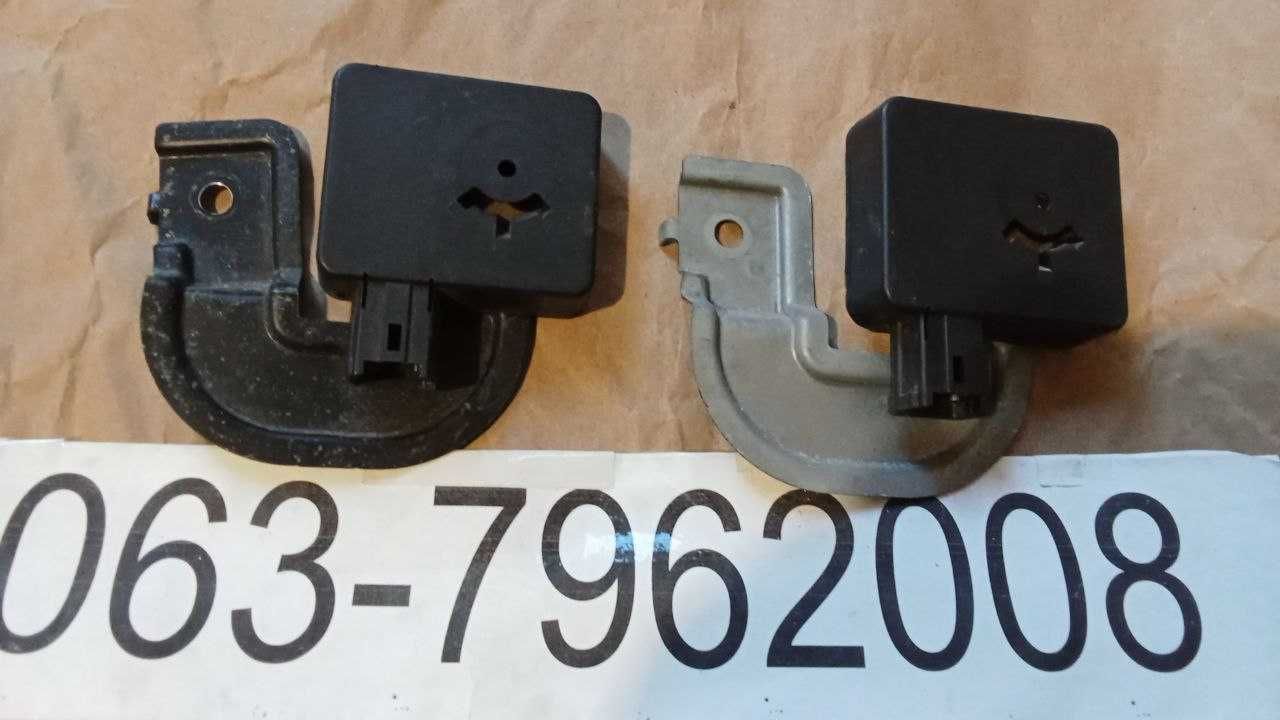 Зуммер заднего хода NISSAN LEAF 25640-3NF2E