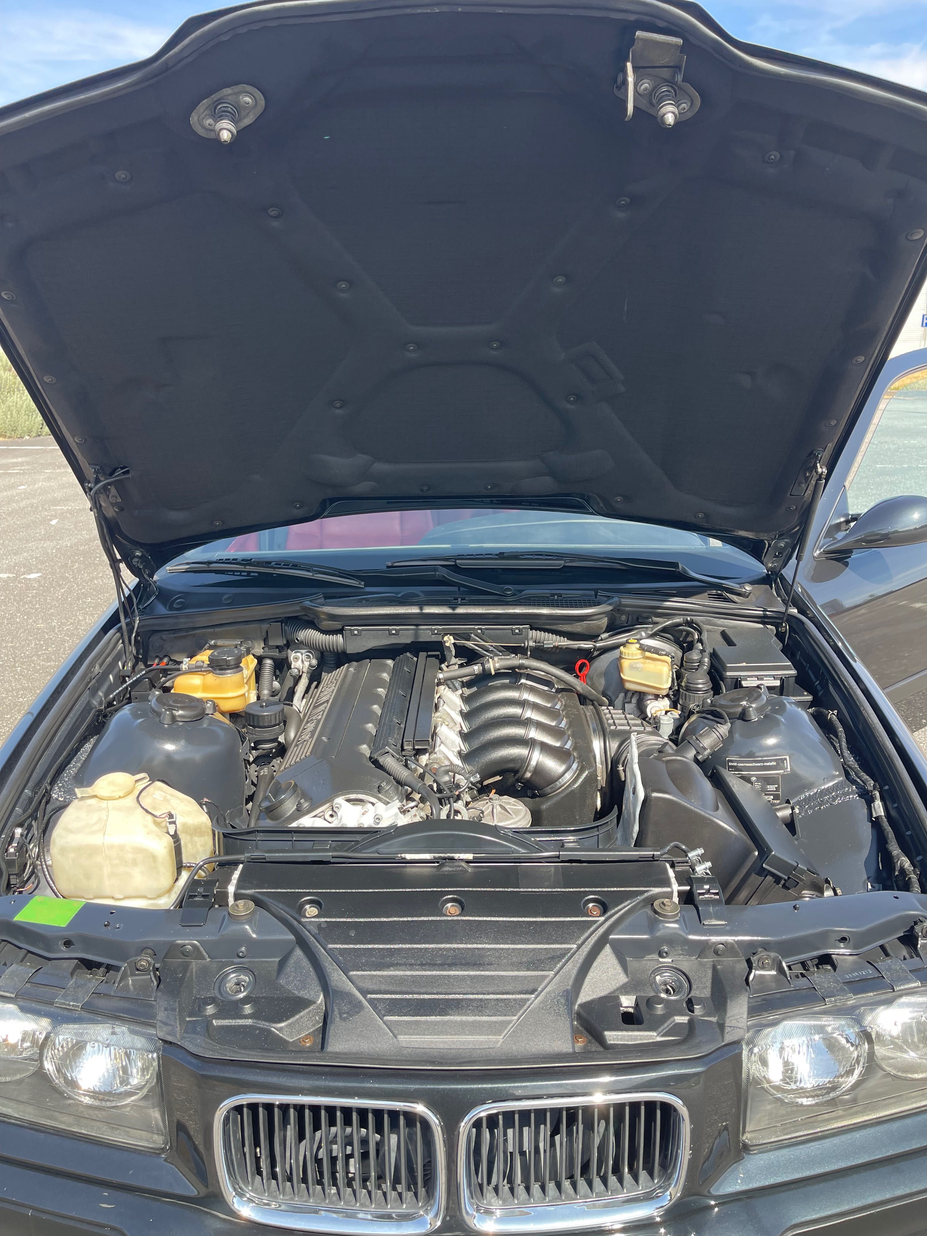 BMW M3 3.2L E36 Sedan (1996) – Raro e Colecionável!