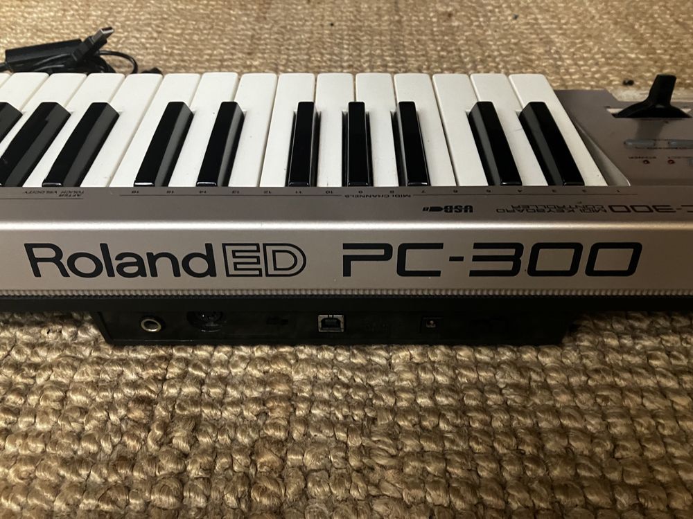Roland | teclado midi | interface UM-ONE