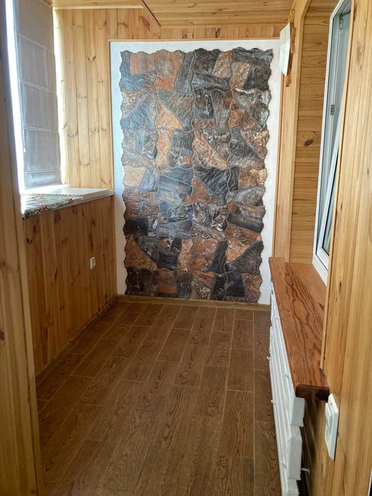 Продам 2 к на жм Левобережный по пр. Мира (Донецкое шоссе)