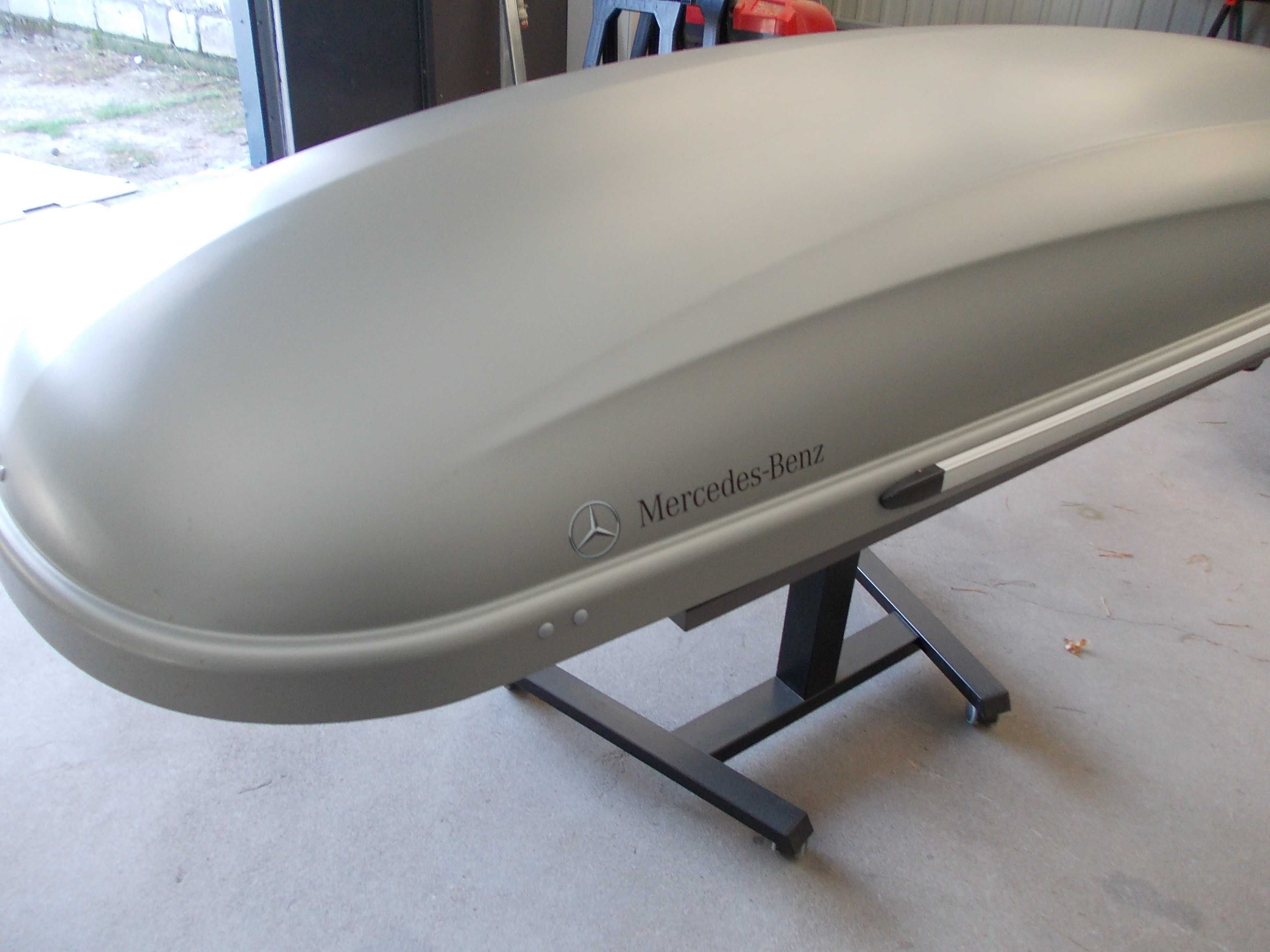 Box dachowy Mecedes 450l