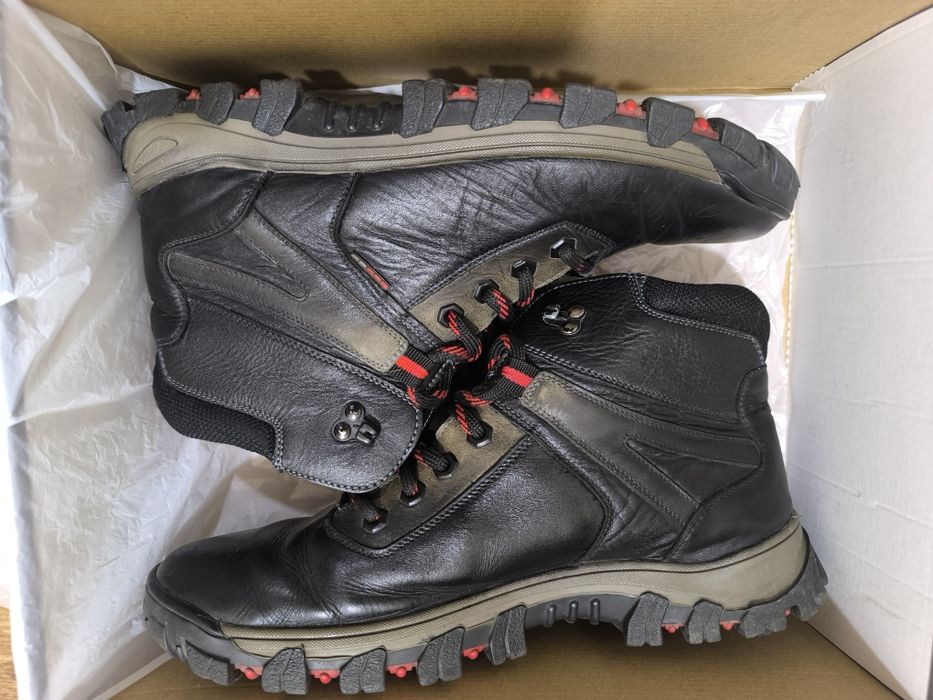 Продам зимние мужские ботинки MIDA