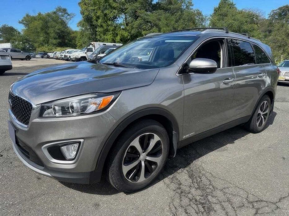 Kia Sorento EX V6      2017