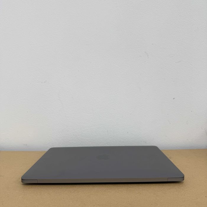 Macbook Pro 2020 { i5 | 16гб | 512 ssd } Повний комплект . Гарантія