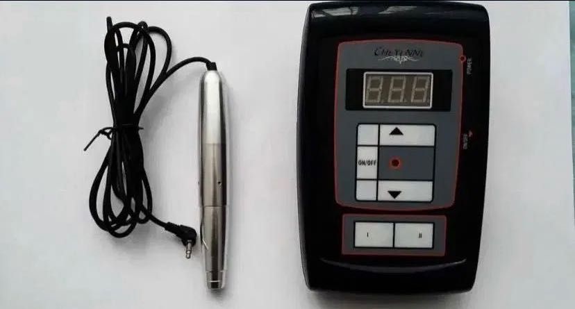 Продам машинку нову Cheyenne у комплекті з блоком живлення