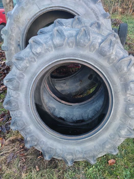 Oddam za darmo opony rolnicze