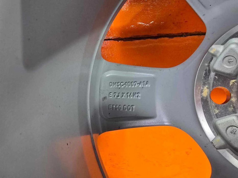 Nowe Felgi aluminiowe FORD 7JX16 5X108 ET:50 F01