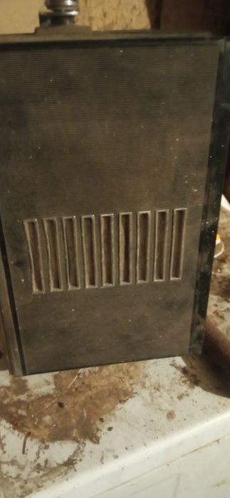 Продам радіоприйомник "УРАЛ-АВТО"