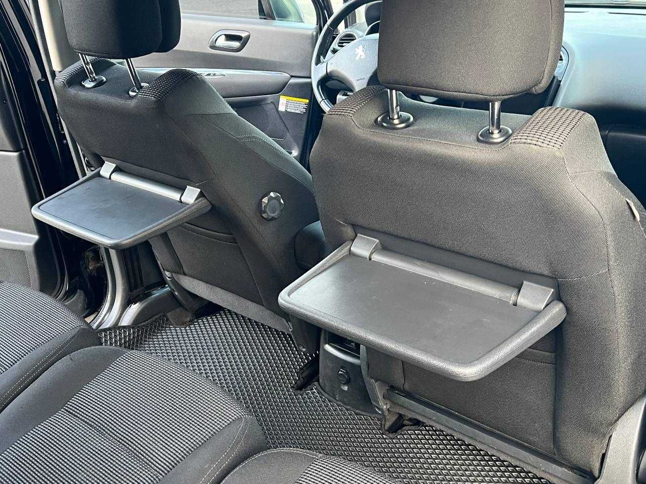 Peugeot 5008 2009 р.в. 1.6 бензин