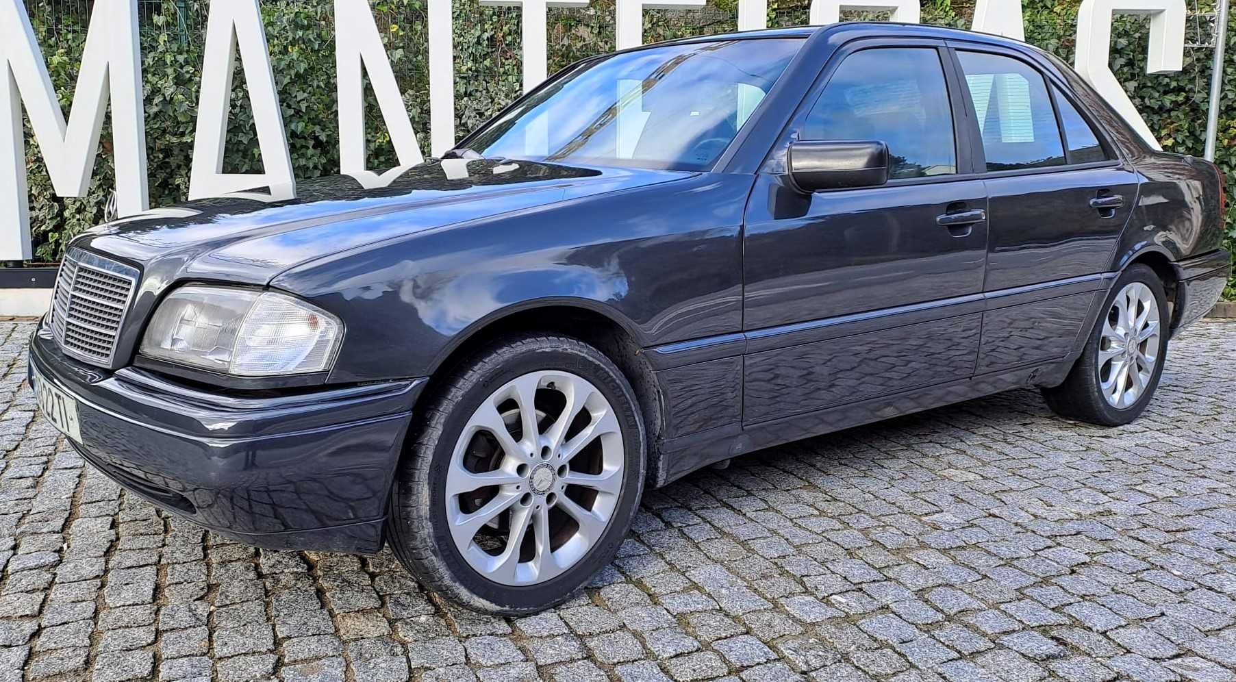 Mercedes W202 C220