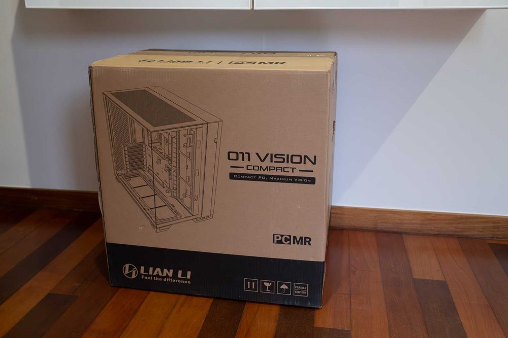 Caixa para PC Lian Li O11 Vision Compact