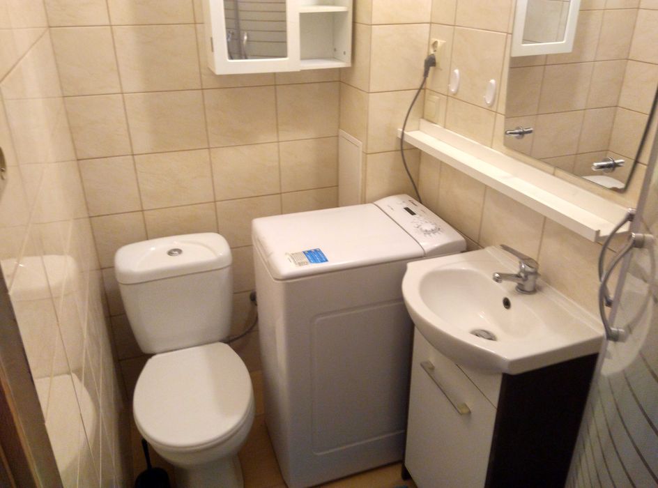 Pokój do wynajęcia, ścisłe centrum. Od 15 października.