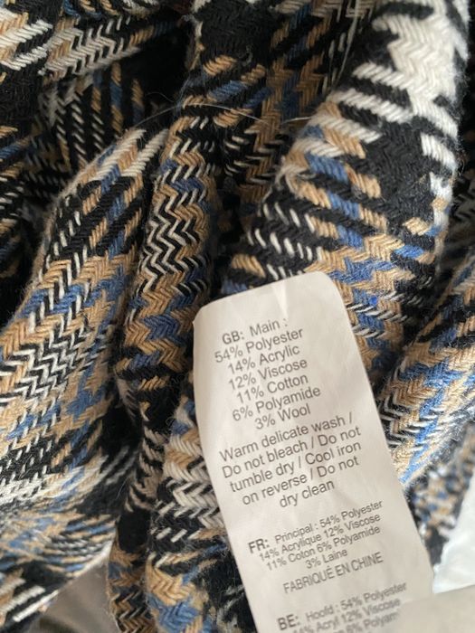 Sukienka na szelkach na zimę idealna na golf koszulę plus size