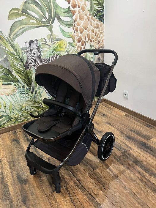 Sprzedam wózek Muuvo Quick 3.0i fotelik britax romer z bazą