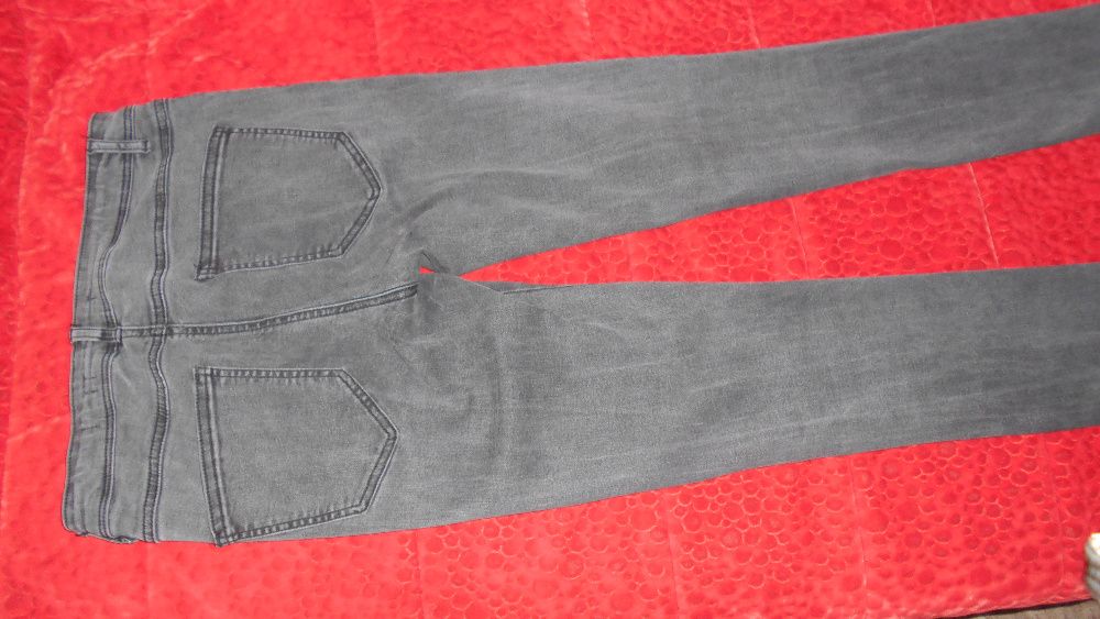 Spodnie jeansowe 38 SLIM