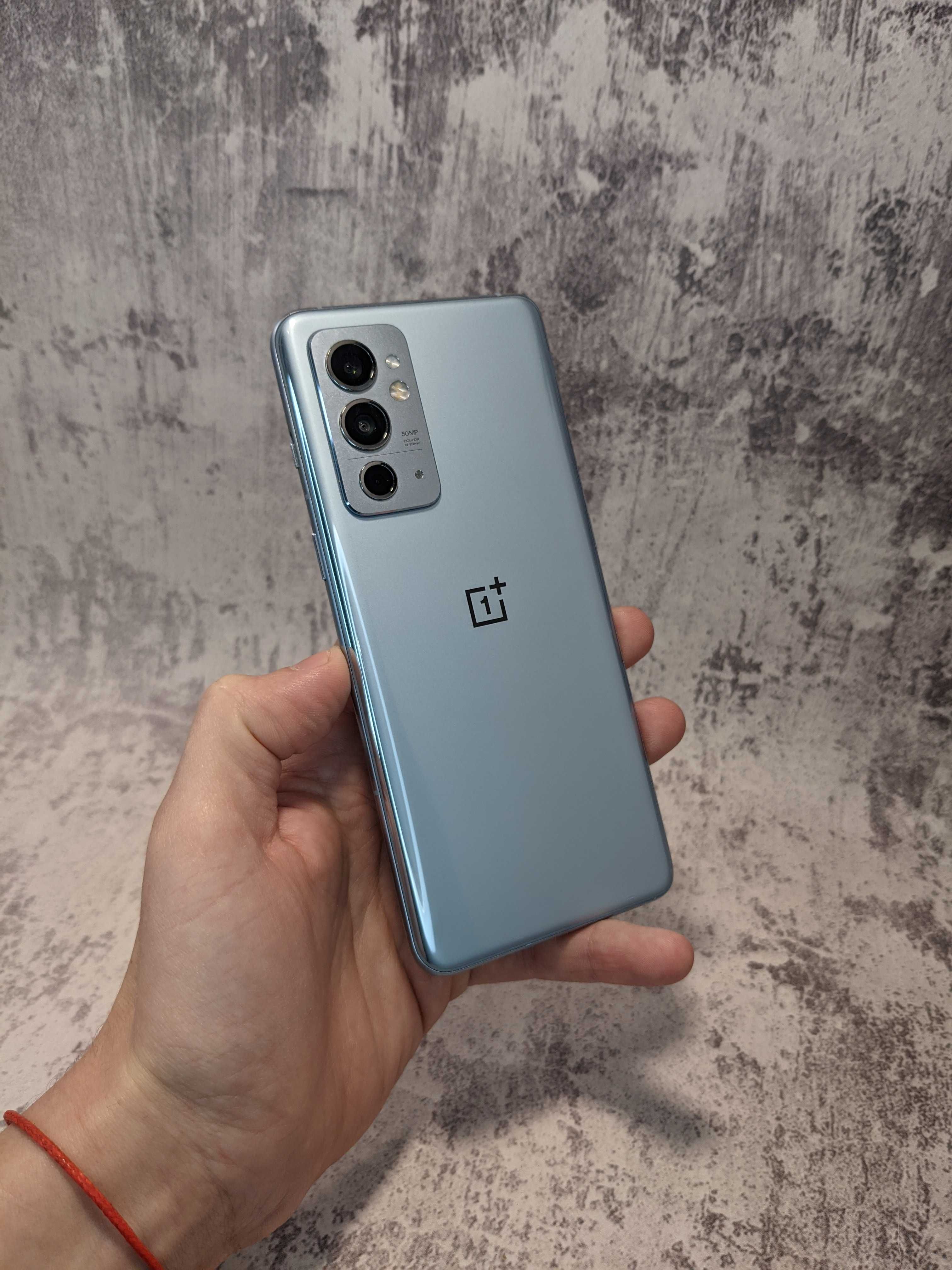 Oneplus 9rt 8/128 Отличное состояние