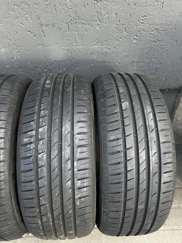 Продам шини 215 55 R17 HANKOOK