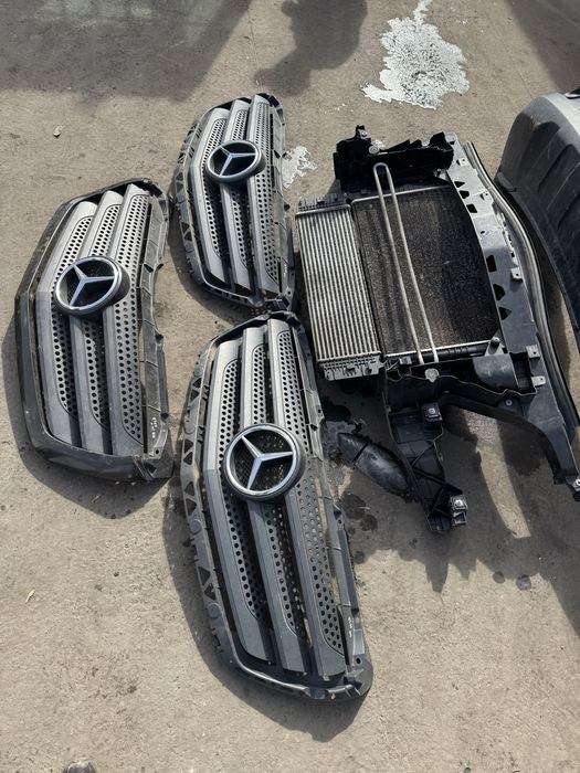 Морда передок sprinter w906 капот фара бампер телевізор решітка передо