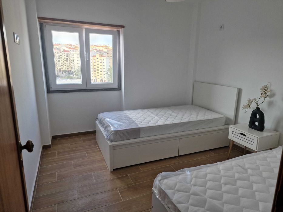 Quarto em Odivelas (S) – Próximo ao Metro (8 min)