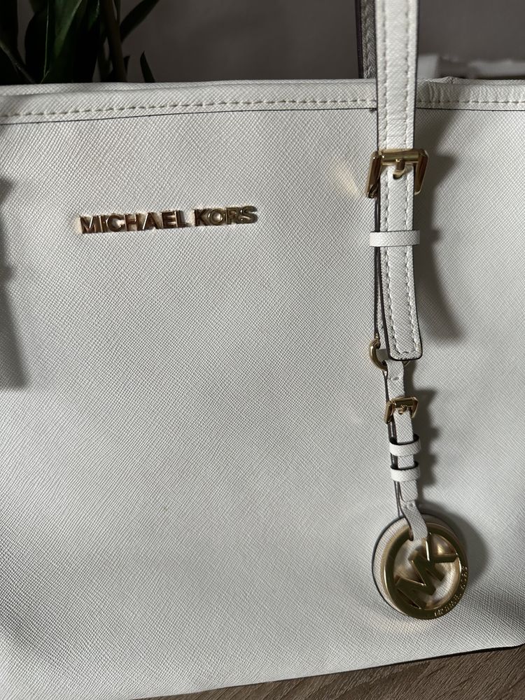 Жіноча сумка-шоппер Michael Kors