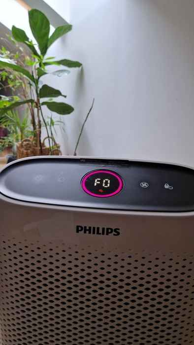Filtr powietrza Philips AC1214 - oczyszcza, polecany dla alergików.